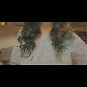 Meet your Posher, Hayley